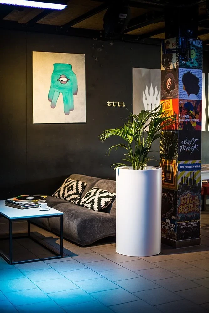 Wysoka donica owalna TILLA (7 kolorów)