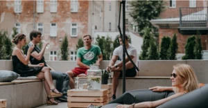 Ławka ogrodowa z betonu architektonicznego