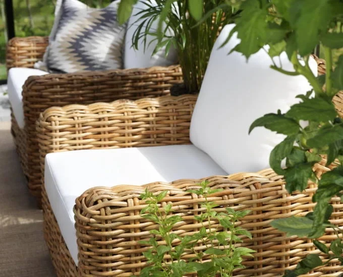 Fotel o grubym splocie Rossvik z rattanu