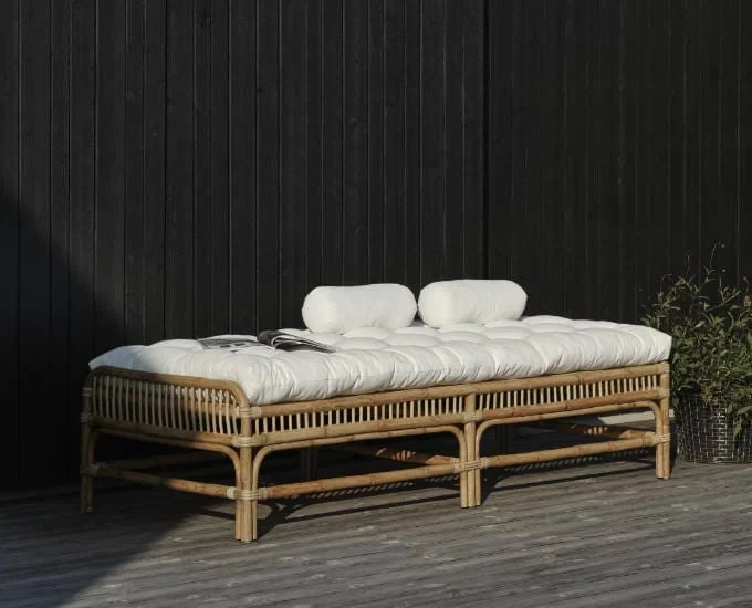 Rattanowy szezlong Vallda z poduszkami