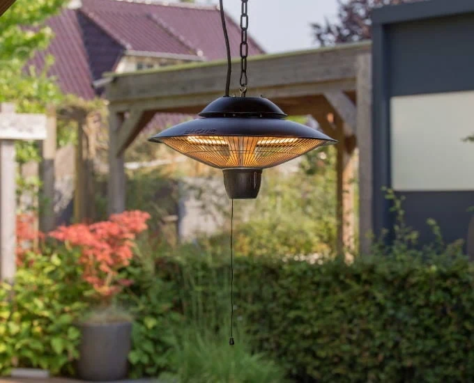 Czarny ogrzewacz wiszący Barcelona