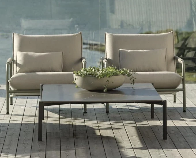 Stół kawowy z gresowym blatem Hallavara