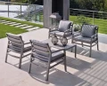 Zestaw ogrodowy: stół rozkładany Alloro i fotele Aria