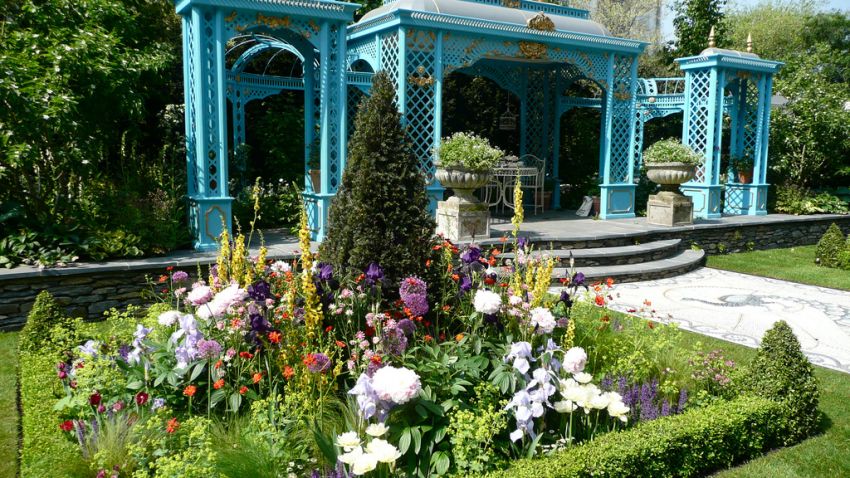 altana w kolorze niebieskim