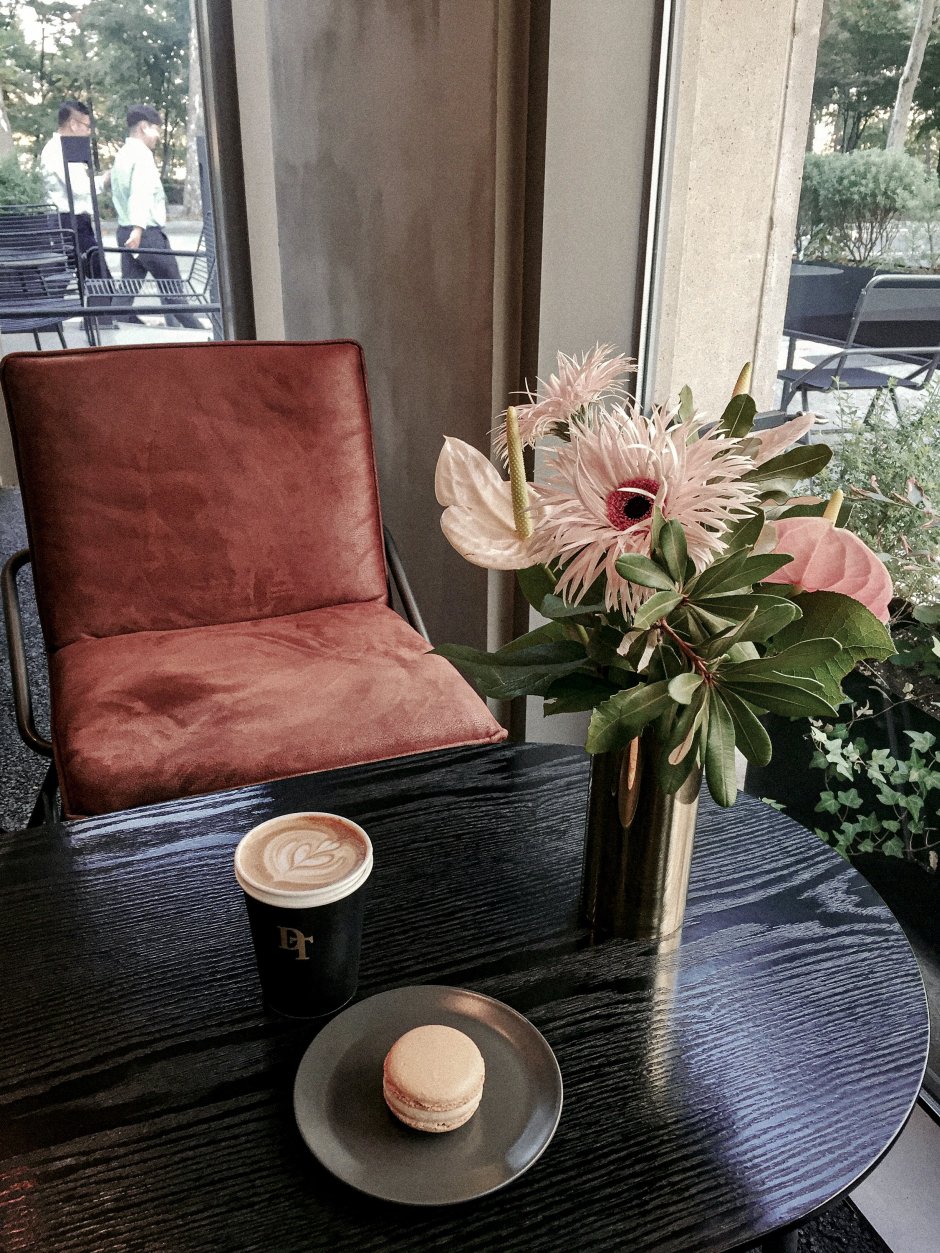 bukiet z gerberą w wazonie