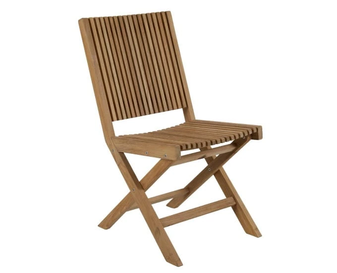 Drewniane krzesło rozkładane Julita (teak) z siedziskiem z poprzeczek i podstawą w kształcie litery X.